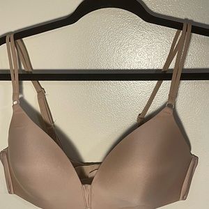 Victoria’s Secret bra